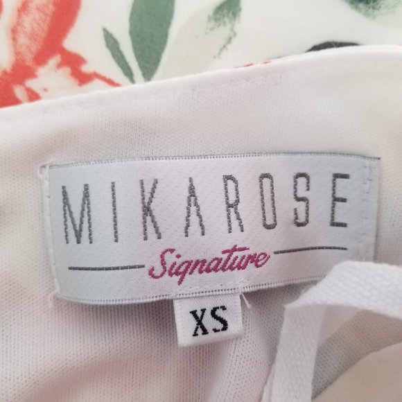 MIKAROSE Floral Lined Pleated Blouse - Picture 5 of 6